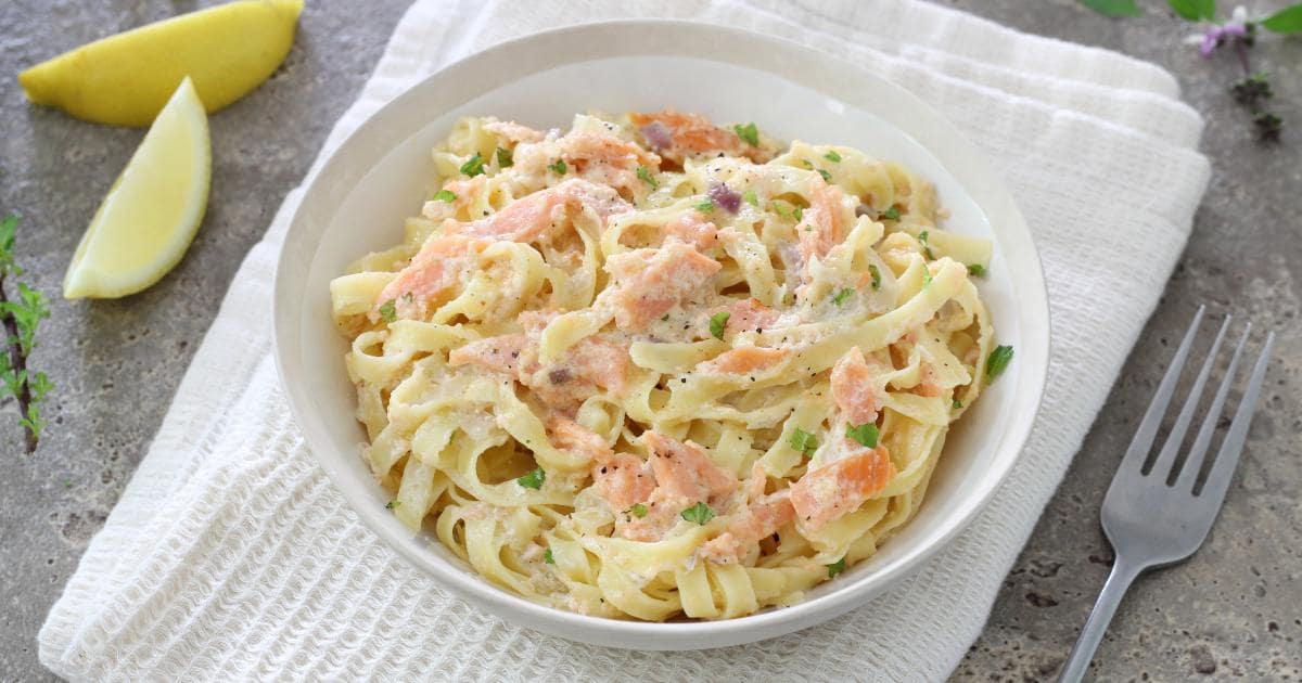 Tagliatelle al salmone
