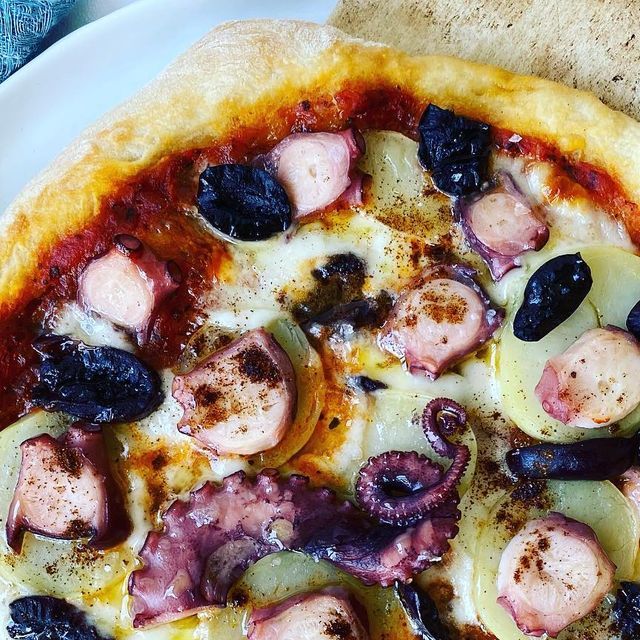 Pizza Carpaccio de Poulpe
