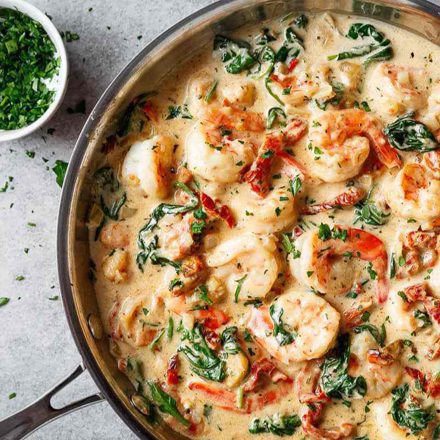 Crevettes à La Crème de L'ail