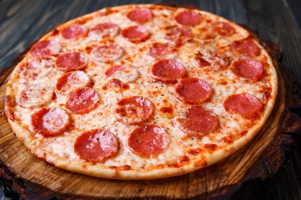 Pizza pepperoni
