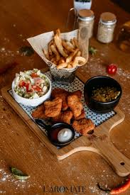 chicken nuggets (8 piéces)