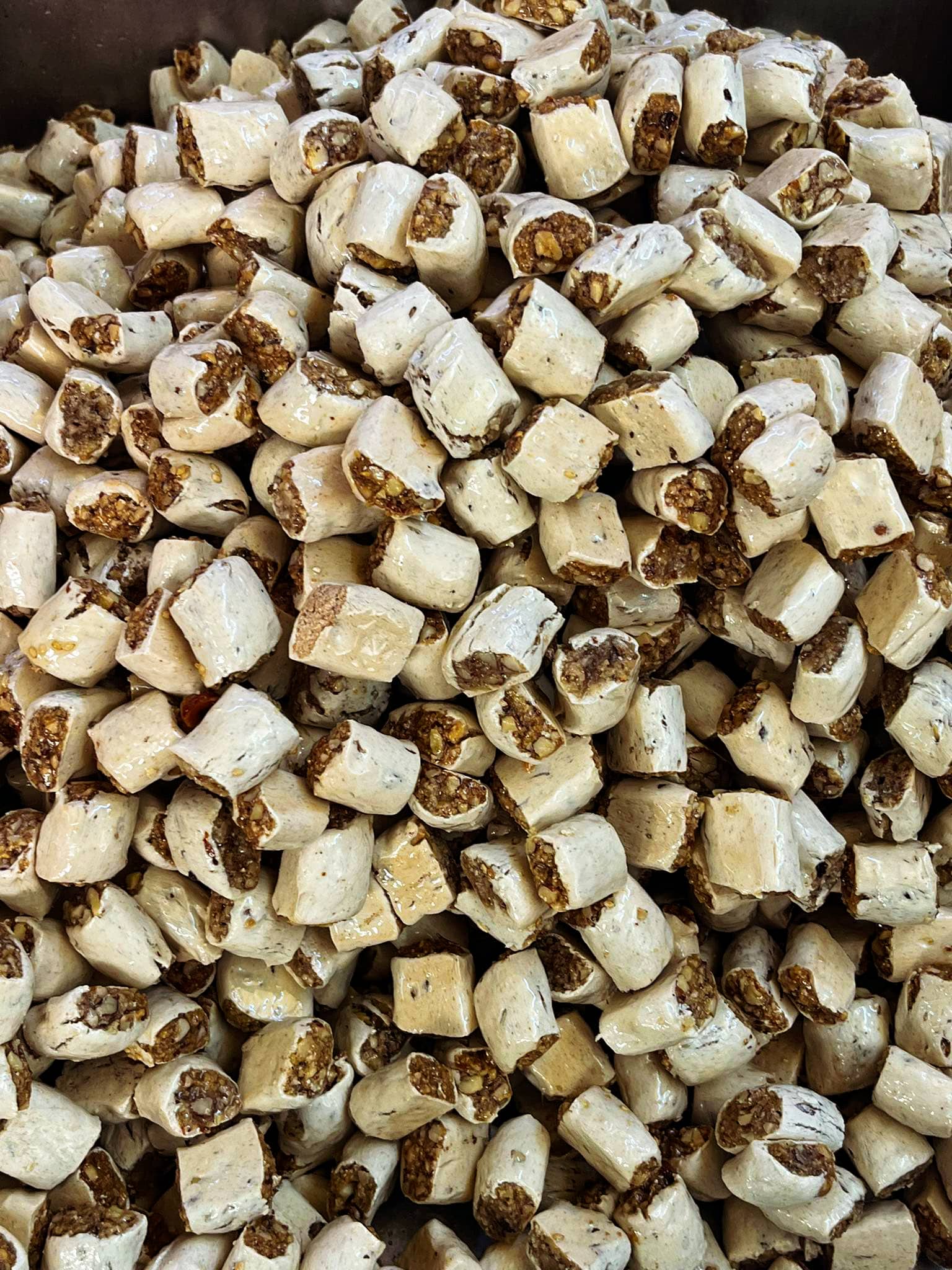 مقروض رويال بالفاكية ( makroudh royal fekiya )