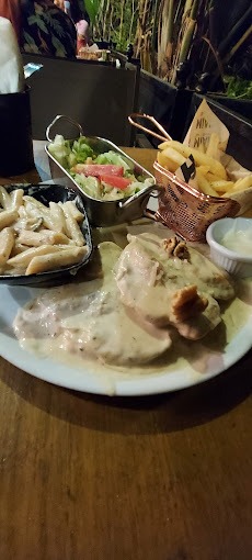 Suprême de Poulet aux deux champignons
