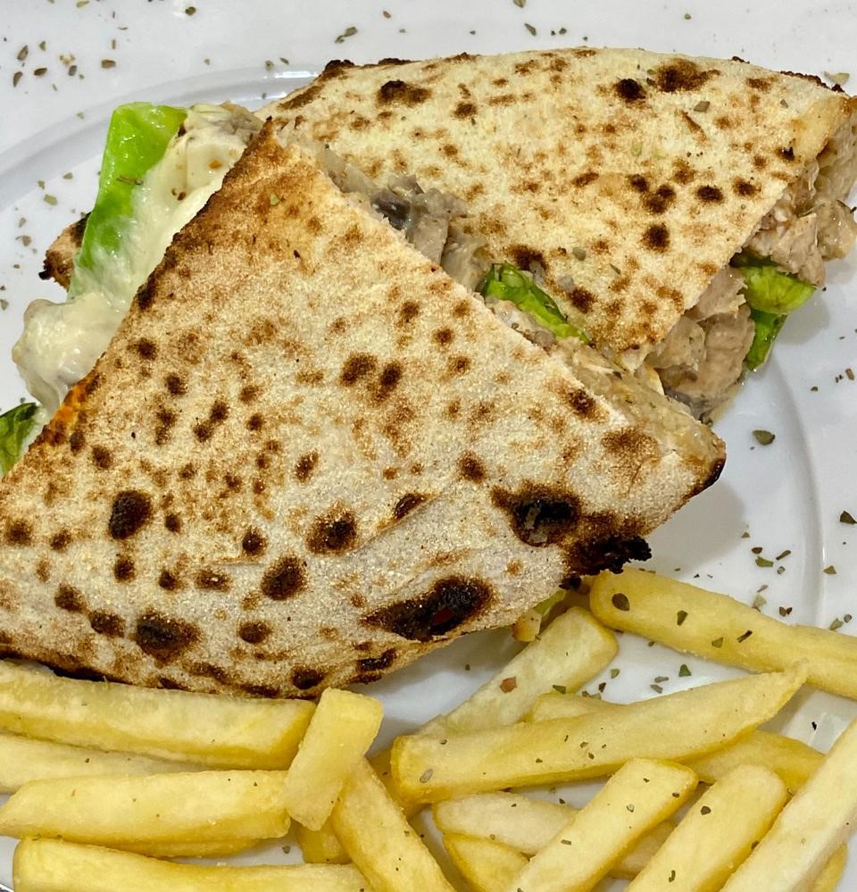 Panuozzo Cheesy Chicken