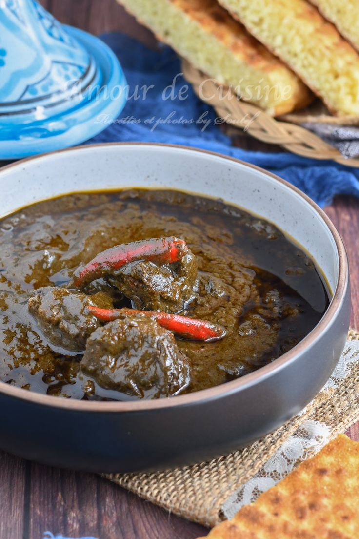 La Mloukhia tunisienne : un plat traditionnel au parfum d’histoire